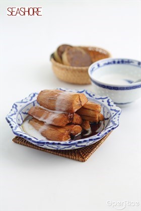 Thai Tapioca with Coconut Sauce Recipe 泰式椰奶木薯食谱