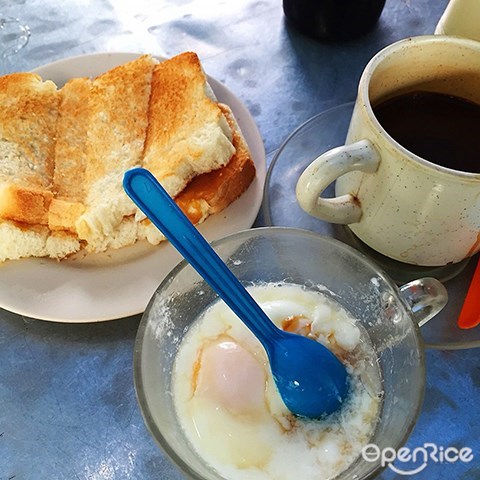 生熟蛋,烤面包,咖啡