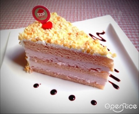 Dreamz Bakery & Café, Cake, Western food