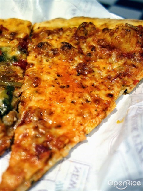 Mikey's Pizza, Thin Crust, Bangsar