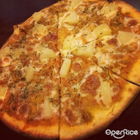 Restaurant Little Italy, Puchong, Italian Pizza
