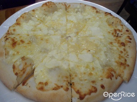 Capricciosa, Italian Pizza, Cheesy Pizza