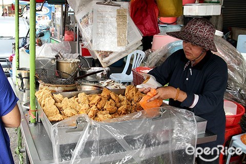 pisang goreng, fried kuih bakul, oug, overseas union garden